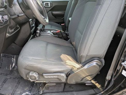 Used 2019 Jeep Wrangler Unlimited Sport AWD/4WD image 15
