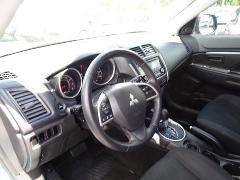 Used 2014 Mitsubishi Outlander Sport ES image 26
