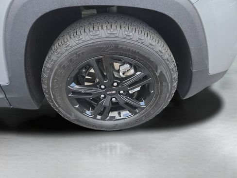 Used 2024 GMC Terrain AT4 w/ LPO, Floor Liner Package AWD/4WD image 38