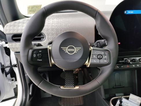 New 2026 MINI Cooper 2-Door Hardtop image 14