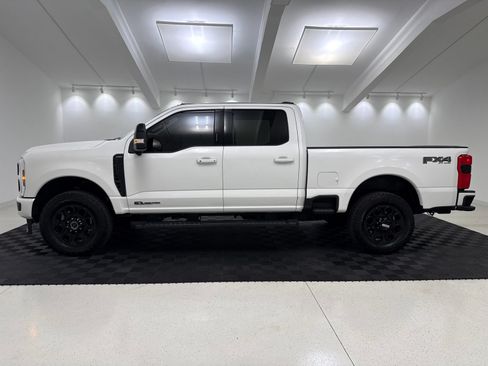 Used 2024 Ford F250 Lariat w/ Lariat Ultimate Package AWD/4WD image 4