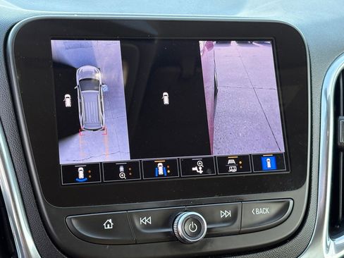 Used 2023 Chevrolet Equinox LT image 27