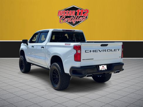 Used 2023 Chevrolet Silverado 1500 LT Trail Boss w/ LT Trail Boss Premium Package AWD/4WD image 5