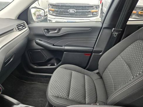 Used 2023 Ford Escape Active AWD/4WD image 13