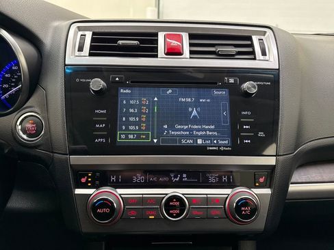 Used 2017 Subaru Outback 3.6R Limited image 19