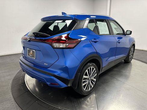 Used 2021 Nissan Kicks SV FWD image 13