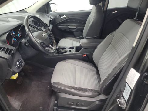 Used 2017 Ford Escape SE w/ Equipment Group 201A image 6