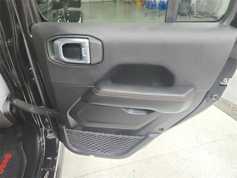 Used 2021 Jeep Gladiator Mojave image 39