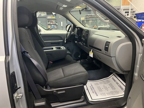 Used 2012 Chevrolet Silverado 1500 W/T image 7