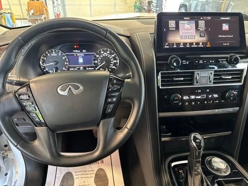 Used 2022 INFINITI QX80 Premium Select w/ Cargo Package AWD/4WD image 18