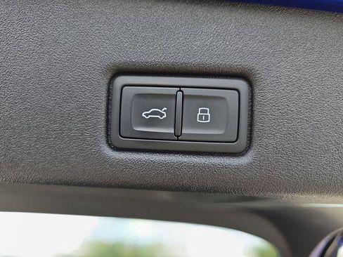 Certified 2025 Audi Q5 Premium w/ Convenience Package image 16