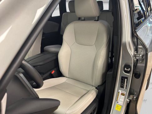 Used 2025 Lexus TX 350 FWD w/ Technology Package image 34