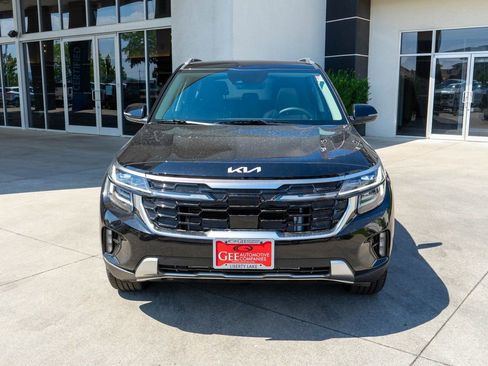 New 2026 Kia Seltos SX w/ SX Sunroof Package image 2