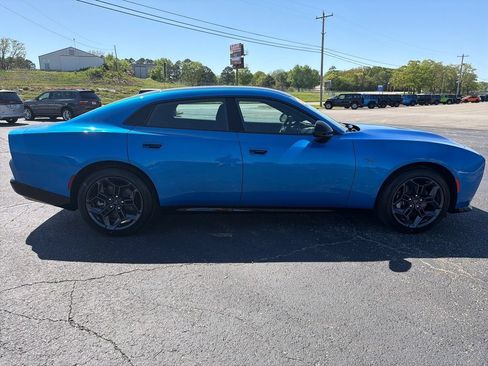 New 2026 Dodge Charger R/T w/ Blacktop Package AWD/4WD image 8