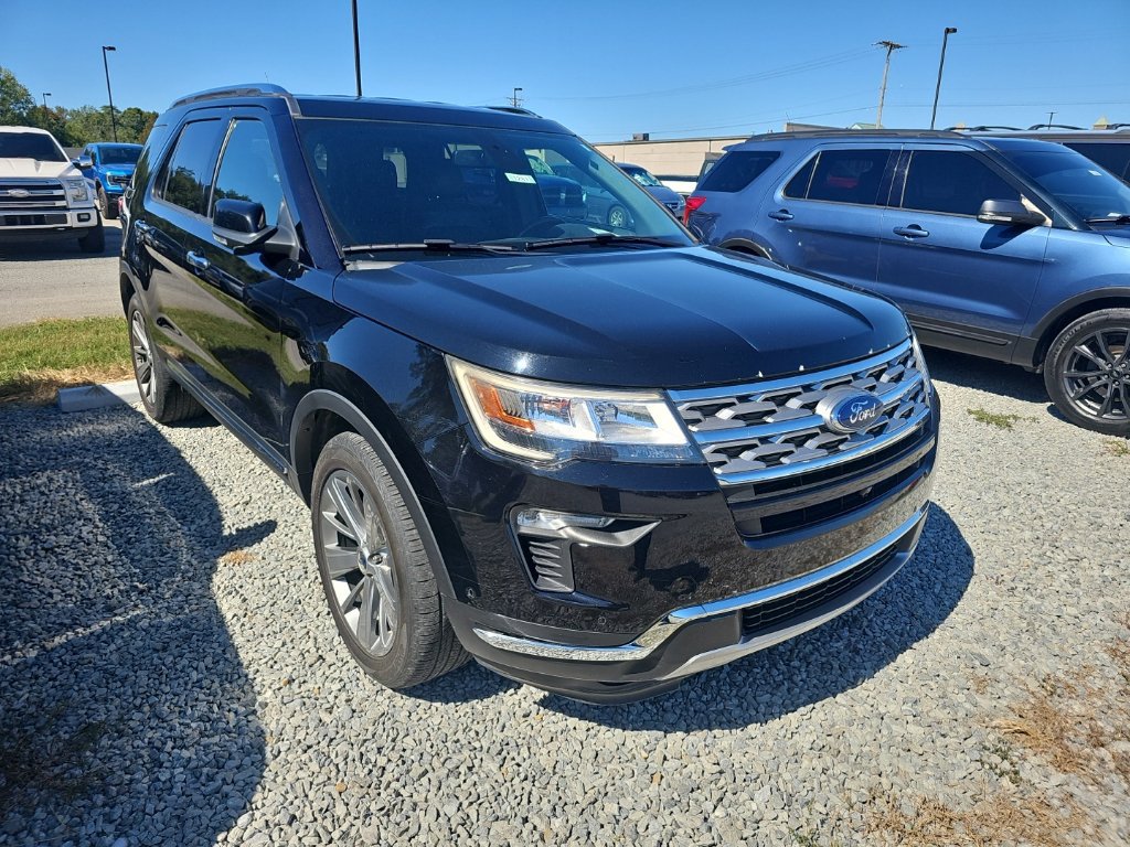 Used 2018 Ford Explorer Limited w/ Equipment Group 301A AWD/4WD image 5