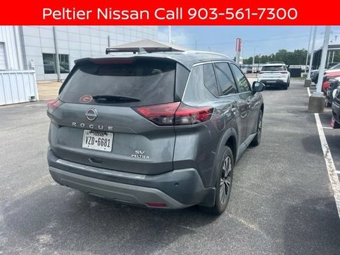 Certified 2023 Nissan Rogue SV w/ SV Premium B Package FWD image 6