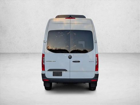 Used 2024 Mercedes-Benz Sprinter 2500 image 6