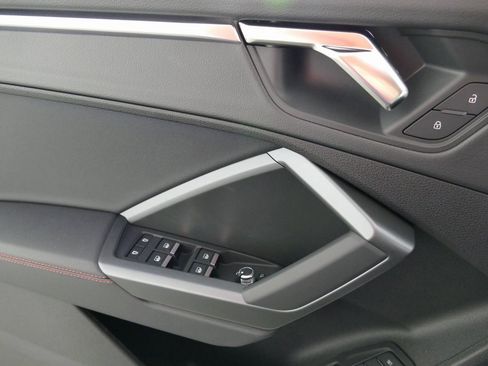 New 2025 Audi Q3 2.0T Premium Plus image 11