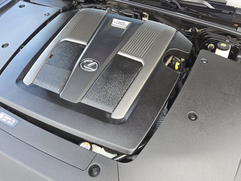 Used 2019 Lexus LS 500 RWD image 21