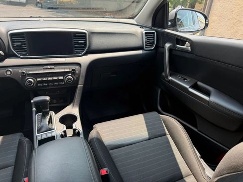 Used 2022 Kia Sportage LX w/ LX AWD Value Edition Package image 14