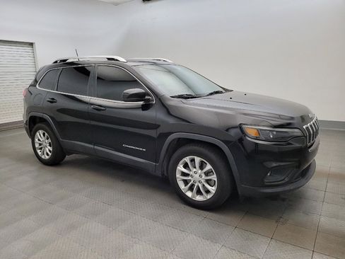 Used 2019 Jeep Cherokee Latitude w/ Popular Appearance Group FWD image 11