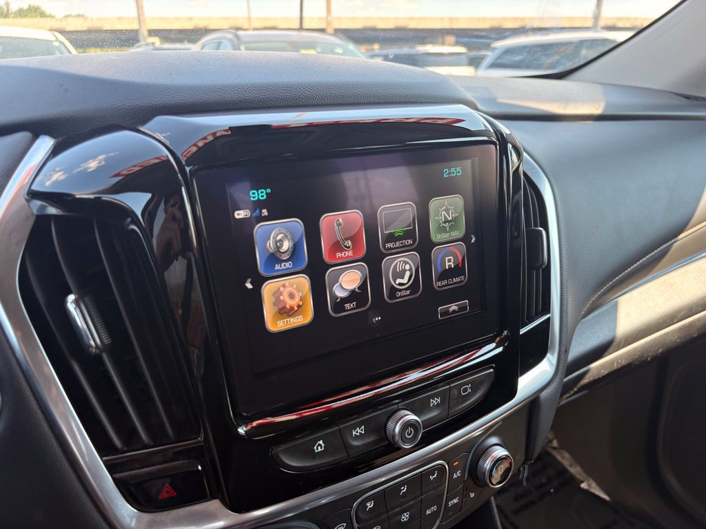 Used 2018 Chevrolet Traverse LT FWD image 16
