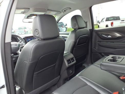 Used 2024 GMC Terrain SLT AWD/4WD image 26