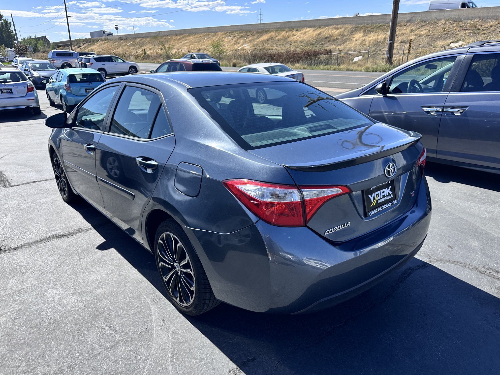 Used 2015 Toyota Corolla S FWD image 4