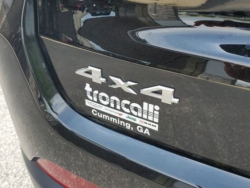 New 2025 Jeep Compass Sport image 8