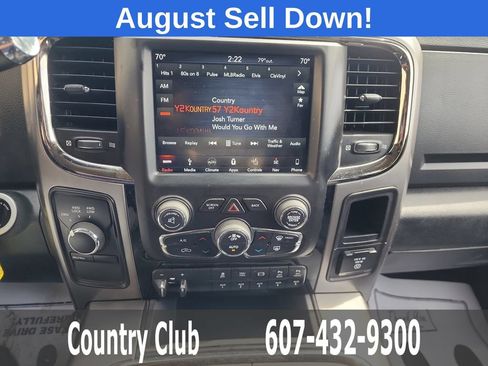 Used 2018 RAM 2500 Big Horn w/ Sport Appearance Group AWD/4WD image 13