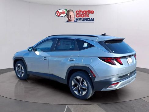 New 2026 Hyundai Tucson SEL FWD image 3