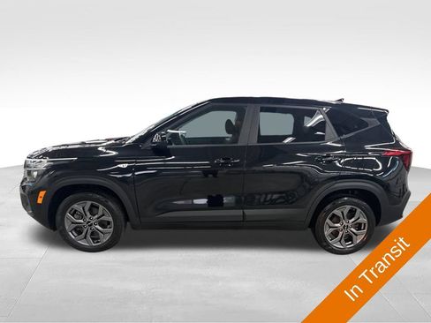 Used 2024 Kia Seltos LX AWD/4WD image 3