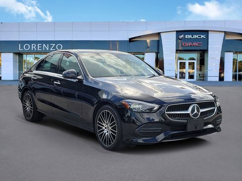 Used 2025 Mercedes-Benz C 300 Sedan image 3