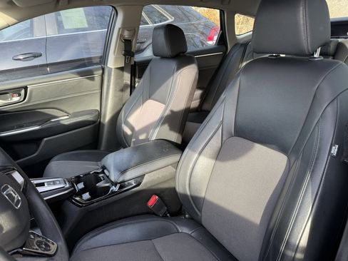 Used 2018 Honda Clarity Plug-In Hybrid image 8