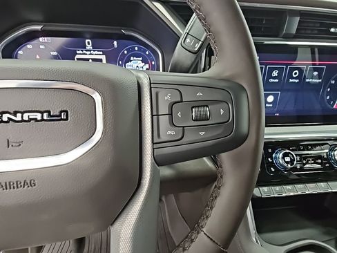 New 2026 GMC Sierra 2500 Denali w/ Denali Reserve Package image 26