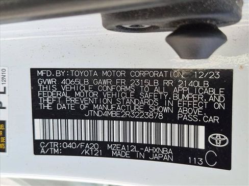 Used 2024 Toyota Corolla SE w/ SE Package FWD image 22
