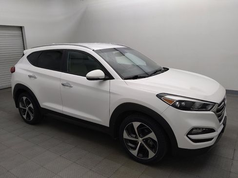 Used 2016 Hyundai Tucson Limited FWD image 11