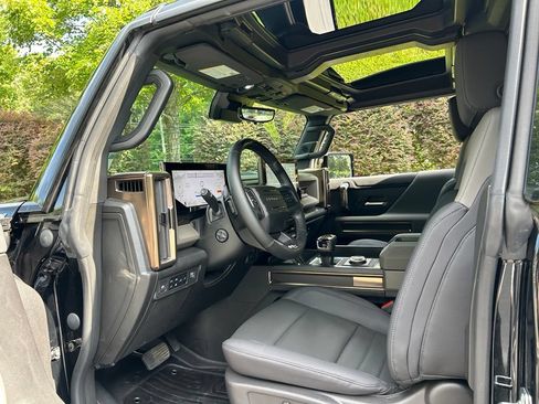 Used 2025 GMC Hummer EV 3X AWD/4WD image 43