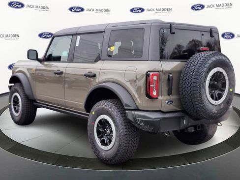 New 2025 Ford Bronco Badlands w/ Sasquatch Package image 3