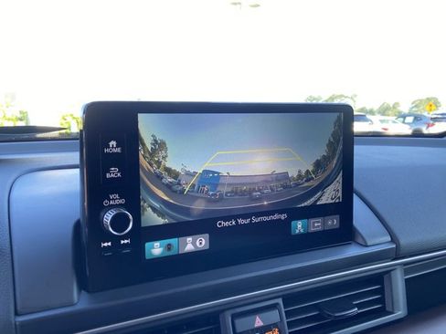 Used 2025 Honda Pilot Elite image 31