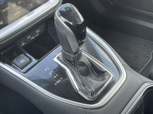 Used 2021 Subaru Outback Premium image 23