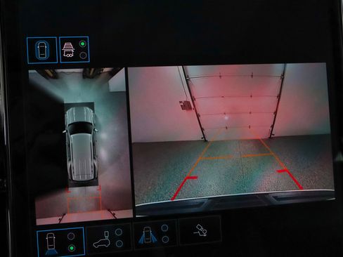 Used 2025 GMC Yukon Denali image 20