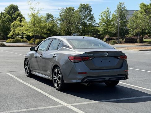 Used 2020 Nissan Sentra SR w/ Lighting Package FWD image 5