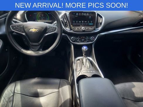 Used 2018 Chevrolet Volt Premier FWD image 28