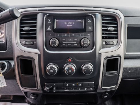 Used 2017 RAM 3500 Tradesman w/ Chrome Appearance Group image 11