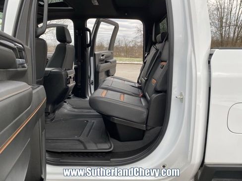 Used 2024 GMC Sierra 2500 AT4 w/ Technology Package image 47