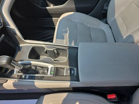 Used 2018 Honda Accord Touring image 24