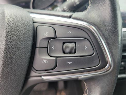 Used 2021 Buick Encore GX Select w/ Sport Touring Package FWD image 18