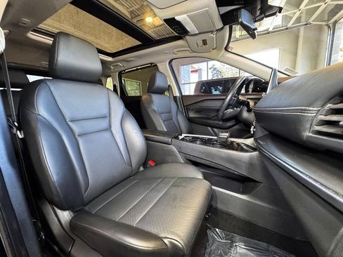 Used 2023 Nissan Rogue SV w/ SV Premium B Package AWD/4WD image 47