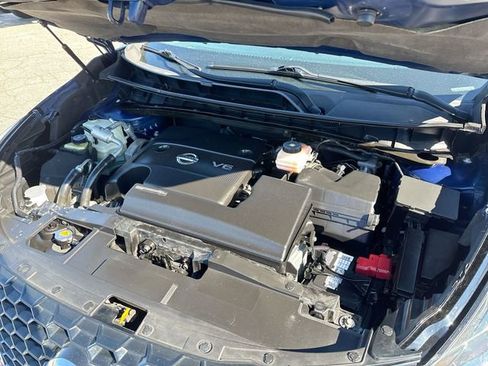 Used 2020 Nissan Murano SL w/ Moonroof Package image 10